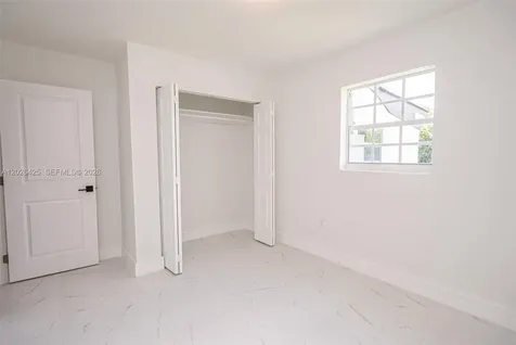 20720 NW 34 Avenue Miami Gardens FL 33056