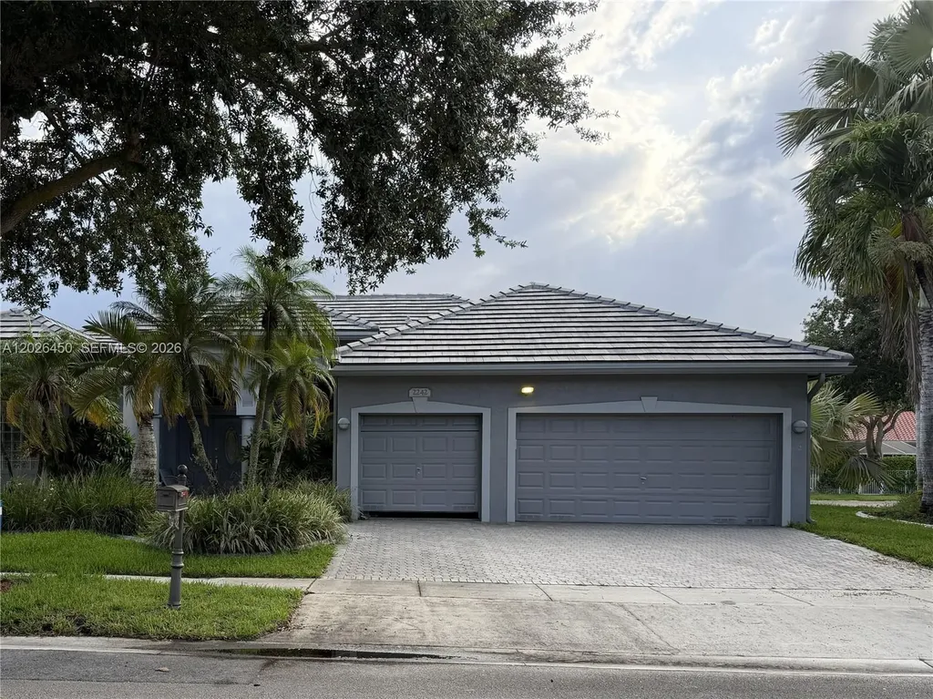 2242 NW 129th Avenue Pembroke Pines FL 33028