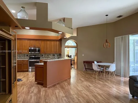 2242 NW 129th Avenue Pembroke Pines FL 33028