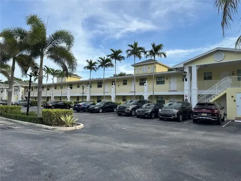 2660 NE 8th Avenue Wilton Manors FL 33334