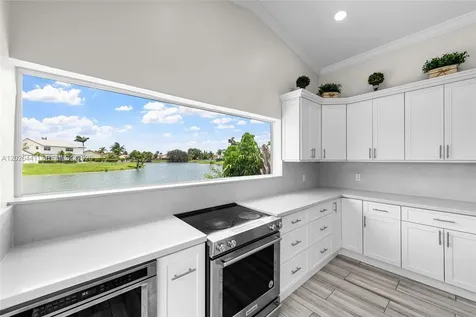 15037 Brighton Lane Davie FL 33331