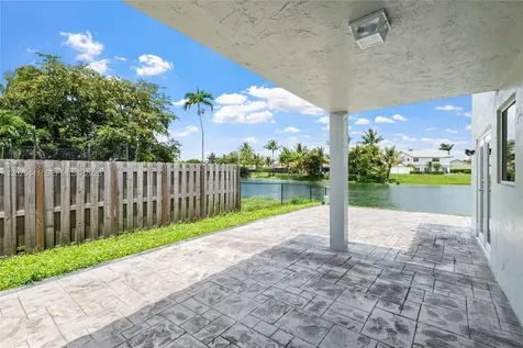 15037 Brighton Lane Davie FL 33331