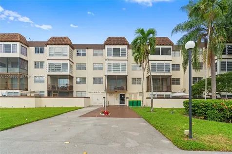 7100 NW 17th Street Plantation FL 33313
