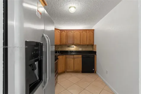 7100 NW 17th Street Plantation FL 33313