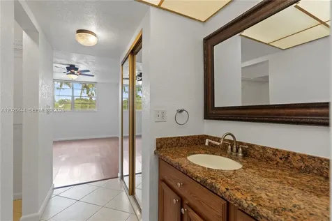 7100 NW 17th Street Plantation FL 33313