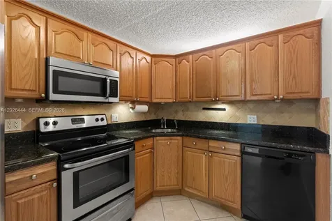 7100 NW 17th Street Plantation FL 33313