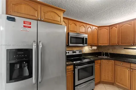 7100 NW 17th Street Plantation FL 33313