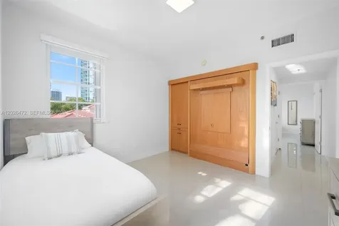 3255 NE 184th Street Aventura FL 33160
