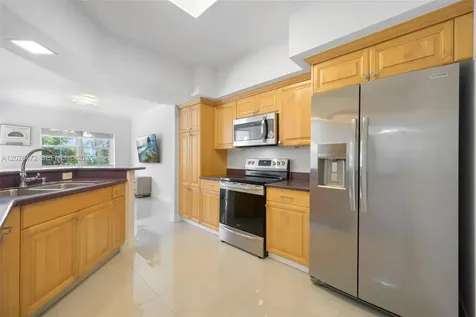3255 NE 184th Street Aventura FL 33160