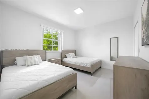 3255 NE 184th Street Aventura FL 33160