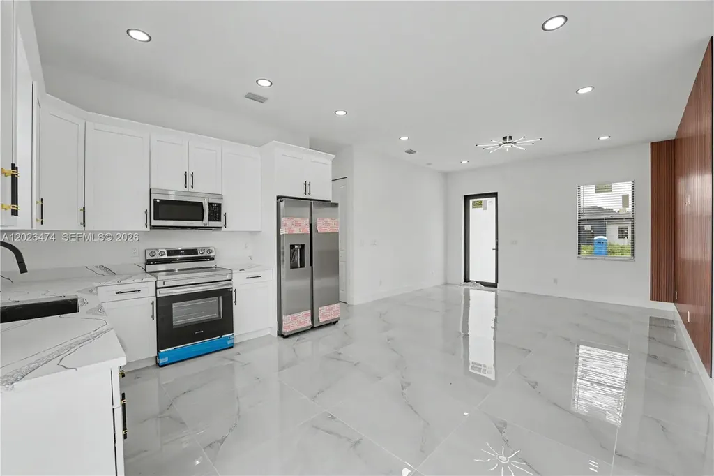 2803 1st Street West Other City - In The State Of Florida FL 33971