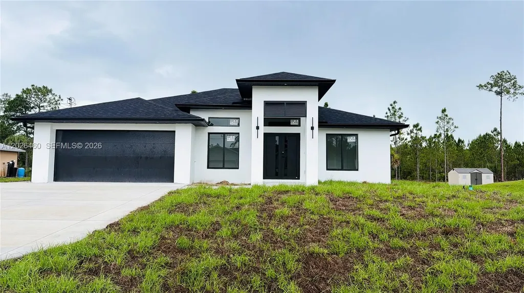 911 Cleveland Avenue Lehigh Acres FL 33972