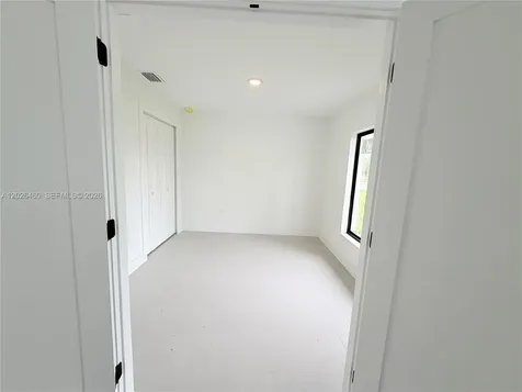 911 Cleveland Avenue Lehigh Acres FL 33972