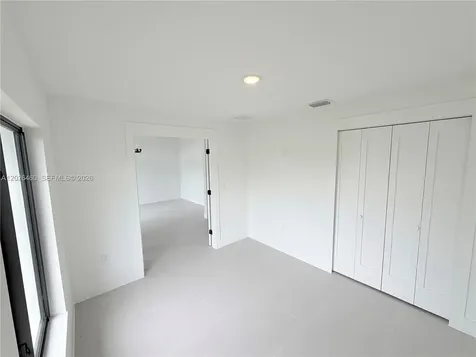 911 Cleveland Avenue Lehigh Acres FL 33972