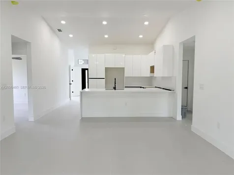911 Cleveland Avenue Lehigh Acres FL 33972