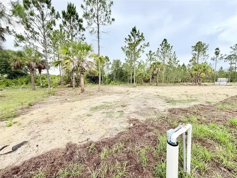 911 Cleveland Avenue Lehigh Acres FL 33972