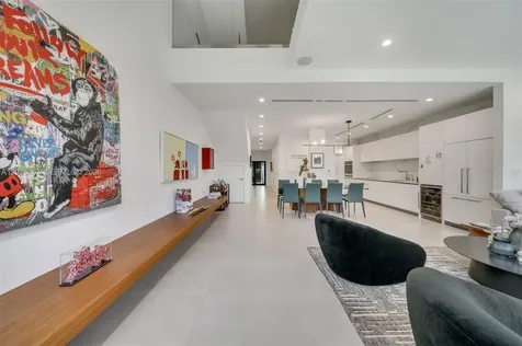 10659 NE Quaybridge Court Miami FL 33138