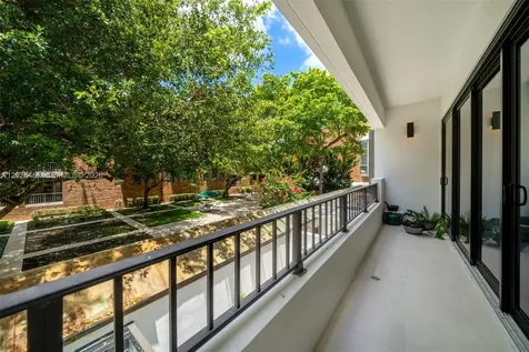 10659 NE Quaybridge Court Miami FL 33138