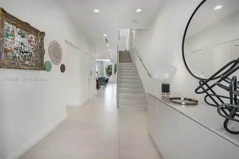 10659 NE Quaybridge Court Miami FL 33138