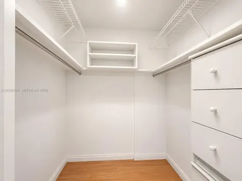 5401 Collins Avenue Miami Beach FL 33140