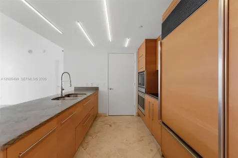475 Brickell Avenue Miami FL 33131