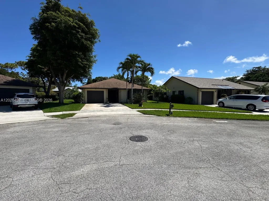 2736 Carnation Court Delray Beach FL 33445