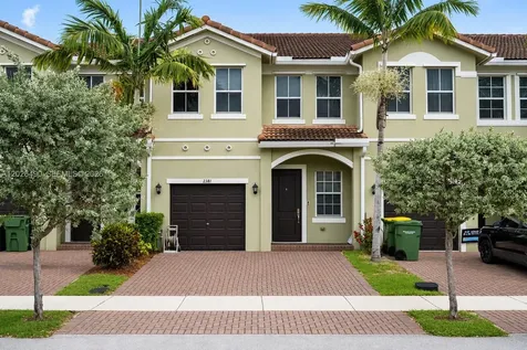 2377 SE 14th Street Homestead FL 33035