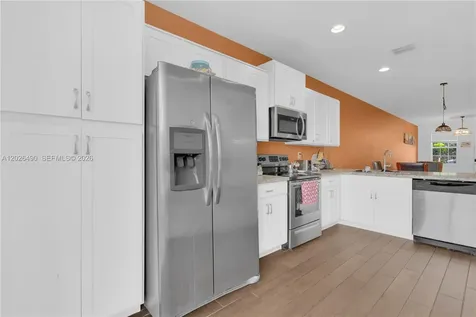 2377 SE 14th Street Homestead FL 33035