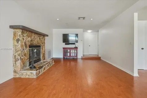 5680 Thornbluff Avenue Davie FL 33331