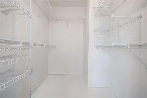 5680 Thornbluff Avenue Davie FL 33331