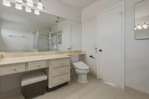 5680 Thornbluff Avenue Davie FL 33331