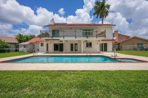 5680 Thornbluff Avenue Davie FL 33331