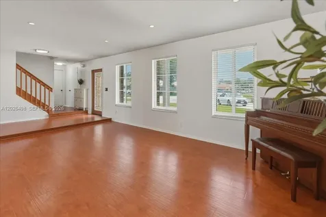 5680 Thornbluff Avenue Davie FL 33331