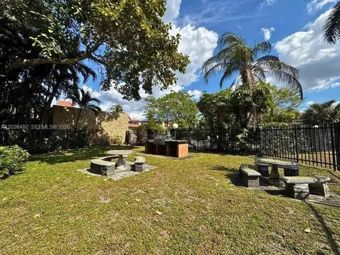 5985 Del Lago Circle Sunrise FL 33313