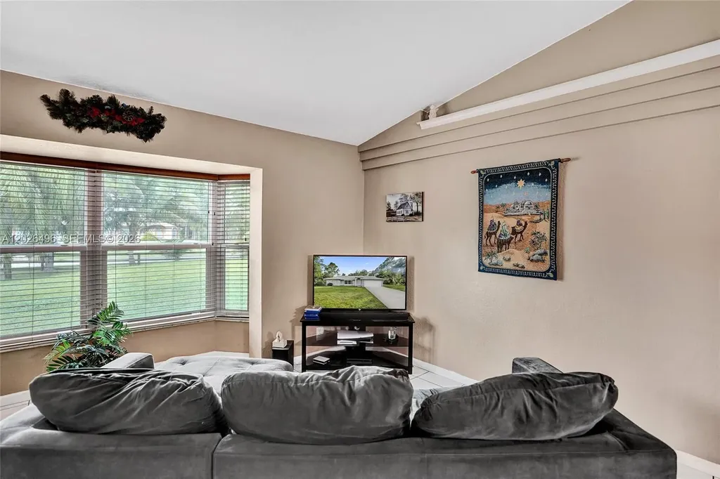 14808 N 69th Street N Loxahatchee FL 33470