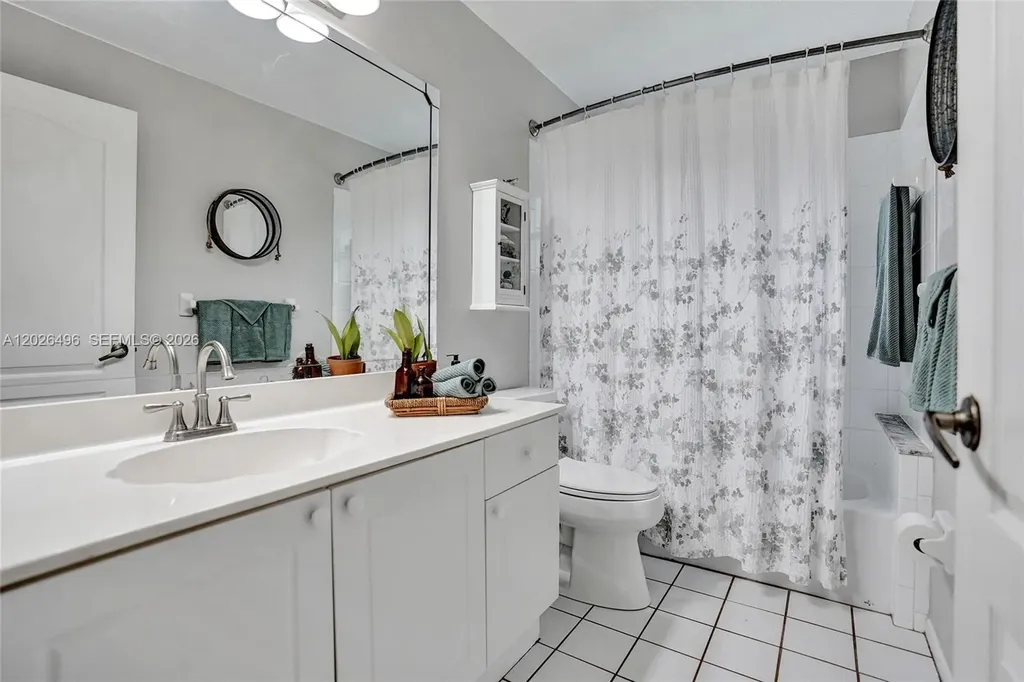 14808 N 69th Street N Loxahatchee FL 33470