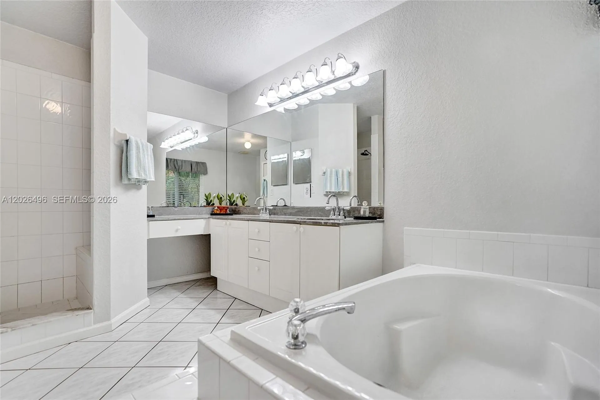 14808 N 69th Street N Loxahatchee FL 33470