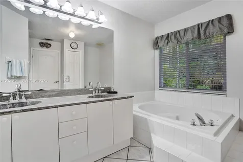 14808 N 69th Street N Loxahatchee FL 33470