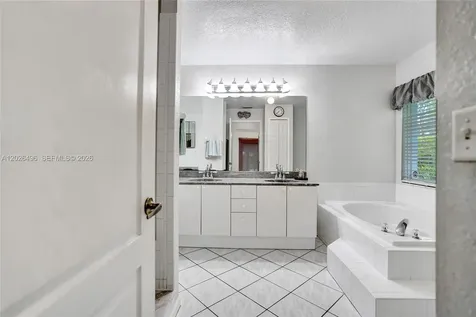14808 N 69th Street N Loxahatchee FL 33470