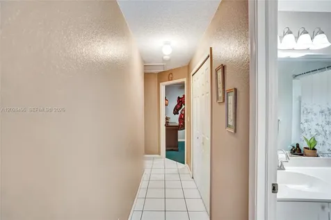14808 N 69th Street N Loxahatchee FL 33470