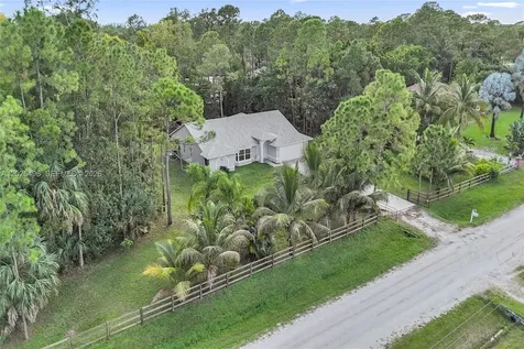 14808 N 69th Street N Loxahatchee FL 33470