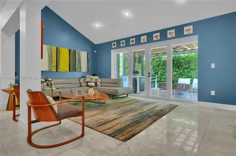 6111 SW 86th Street South Miami FL 33143