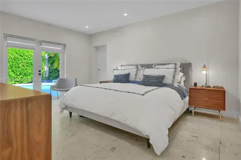 6111 SW 86th Street South Miami FL 33143