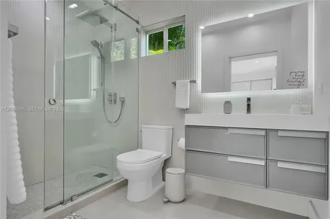 6111 SW 86th Street South Miami FL 33143