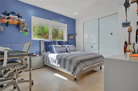6111 SW 86th Street South Miami FL 33143