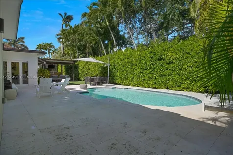 6111 SW 86th Street South Miami FL 33143