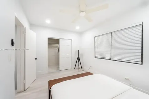 711 85th Street Miami Beach FL 33141