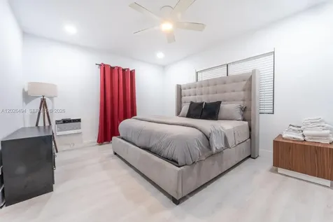 711 85th Street Miami Beach FL 33141