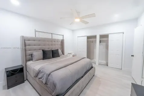 711 85th Street Miami Beach FL 33141