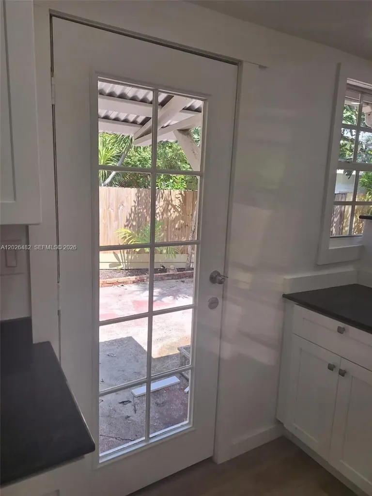 1121 NE 1st Avenue Fort Lauderdale FL 33304